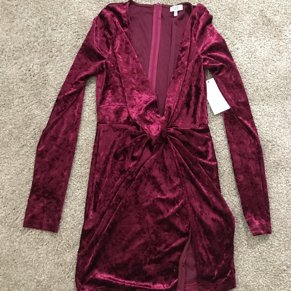 Dress - Picture 2 of 2
